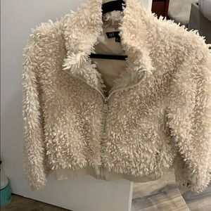 Fuzzy cream jacket